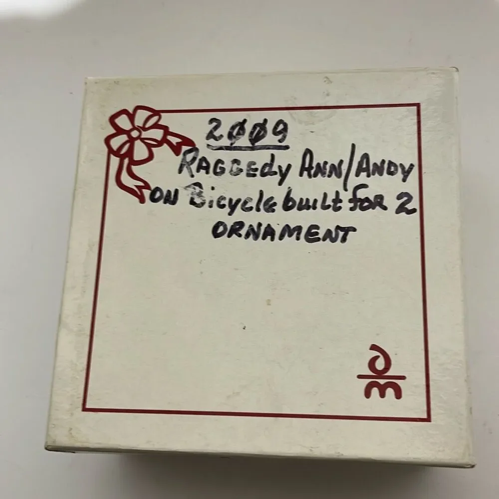 Danbury Mint Raggedy Ann &‎ Andy On Bicycle 2009 Christmas Hanging Ornament